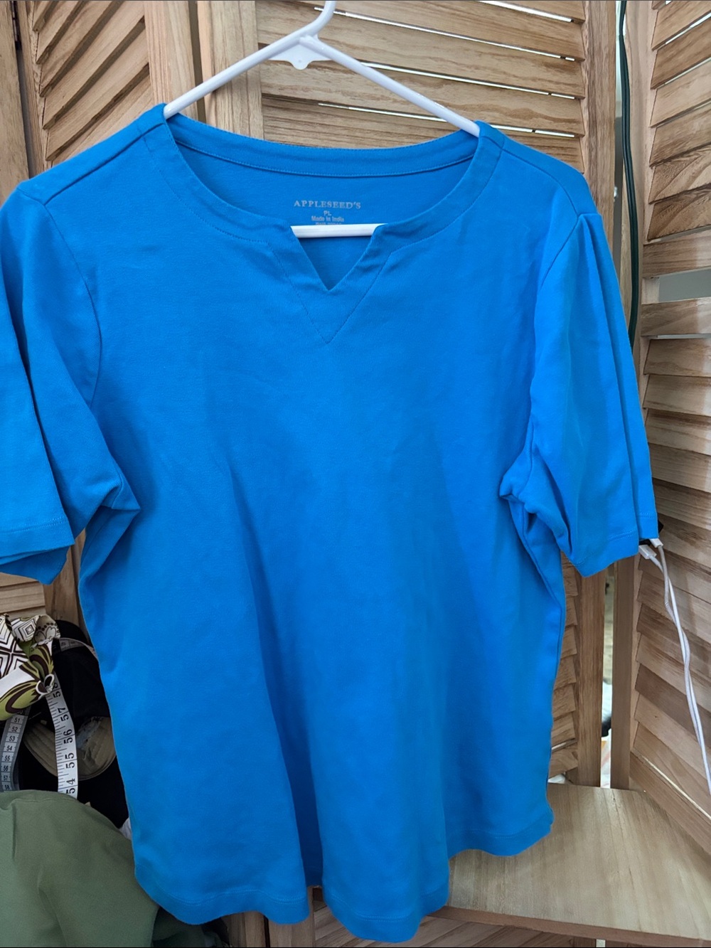 Appleseed's Bright Blue Short-Sleeve Notch Neck Tee Petite Large